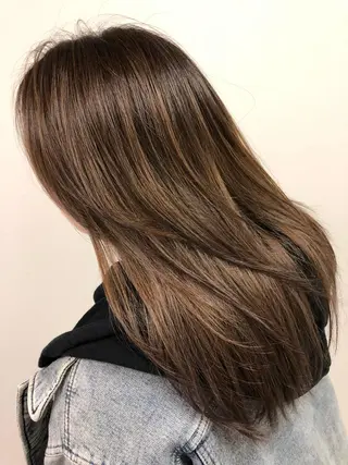 セミロング カラー SKY re-beau所属・田鎖 英樹のヘアスタイル