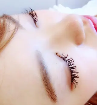 マツエク・マツパ AKIKOᵕ̈*/ 耳ツボ/パーマ/美眉のマツエク・マツパデザイン