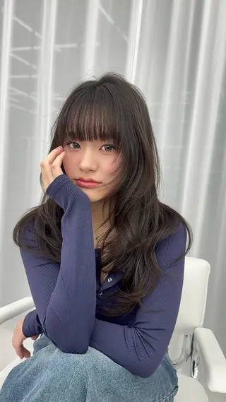 ロング カラー 顔まわりの神様✨ 透明感カラー藤嶋秀幸のヘアスタイル
