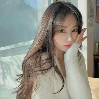 ロング カラー オリーブカラー 特化　　kaiのヘアスタイル