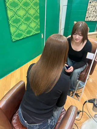 ロング カラー 八木 琴実のヘアスタイル