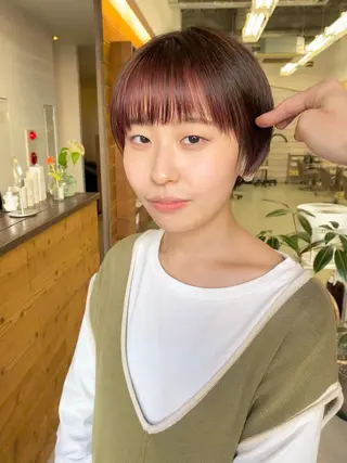 ショート カラー クロスパーマ× 透明感カラー✂︎のヘアスタイル
