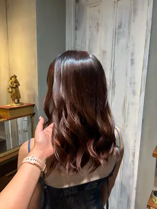 ミディアム perm/color mana🎀🤍のヘアスタイル