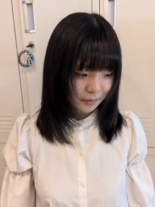 セミロング カラー 🏹MIYU¦うるつ やカラー/抜け感ヘアのヘアスタイル