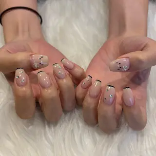 ネイル Nobody_ Reikaのネイルデザイン