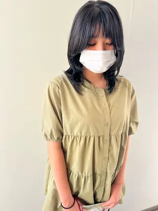 ミディアム 松本 茜のヘアスタイル
