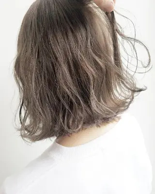 ミディアム カラー ヘアアレンジ マツエク・マツパ ネイル iplus✴ まつげ、眉毛、耳つぼのマツエク・マツパデザイン