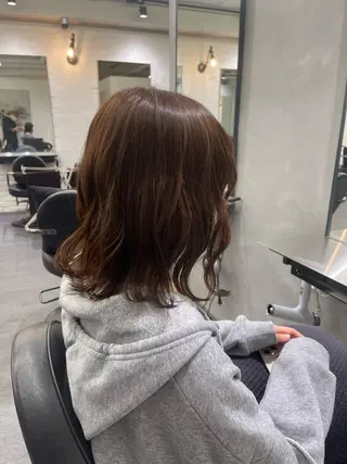 ミディアム カラー ヘアアレンジ esse所属・阪倉 美玲のヘアスタイル