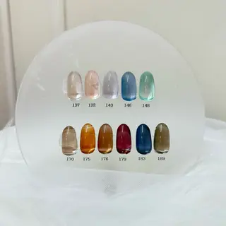 ネイル NAILSALON LUNON 獨協大学前駅店所属・LUNON 獨協大学前駅店のネイルデザイン