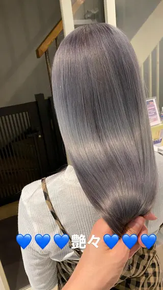 ロング 🌈評価No.1🌈 艶髪カラー❌エクステのヘアスタイル