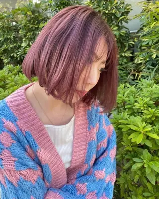 ミディアム カラー モモカ/ハイトーン /バレイヤージュのヘアスタイル