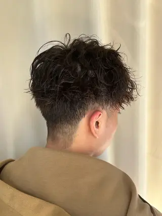 ショート パーマ メンズ ASAYA THREE(A)のヘアスタイル