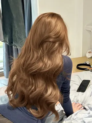 ロング カラー 🤍レイヤーカット/ ベージュヘア🤍のヘアスタイル