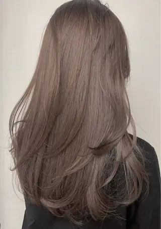 ロング カラー TORi 三宮店所属・外国人風レイヤー／ SHOKUのヘアスタイル