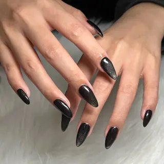 ネイル E大和八木 miyuのネイルデザイン