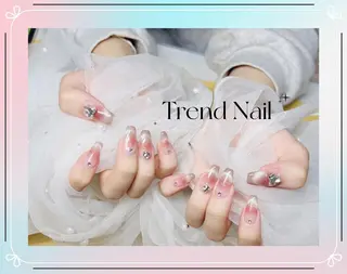 ロング トレンド ネイル スタジオのネイルデザイン