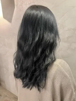 カラー FUJINO RYOのヘアスタイル