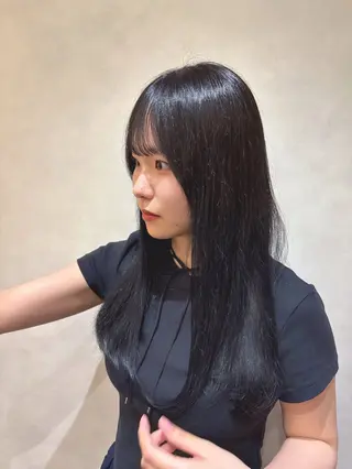 ロング UNCHEL所属・空閑 永知のヘアスタイル