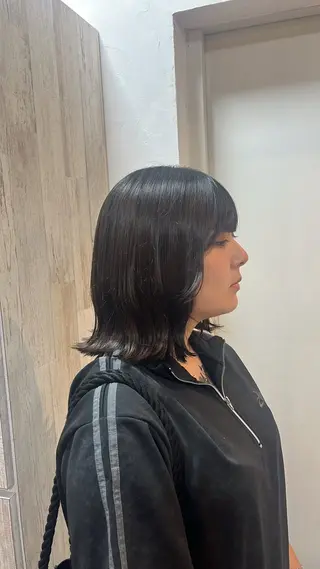 ミディアム 中村 千夏のヘアスタイル