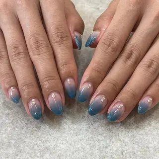 カラー UnFLAIR KASUMIのネイルデザイン