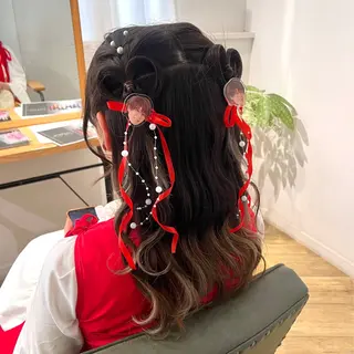 セミロング ヘアアレンジ ガーリー/暖色カラー /横浜/さくらのヘアスタイル