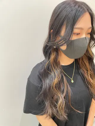 ロング カラー 高梨 菜々のヘアスタイル