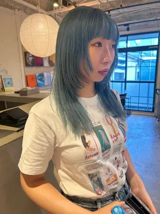 セミロング カラー Loom.所属・村上雅人 ナチュラルモードのヘアスタイル