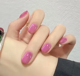 ネイル 高木 維麗絲のネイルデザイン