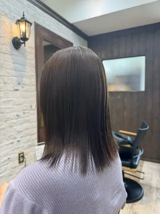 ミディアム 西出 茉燦のヘアスタイル