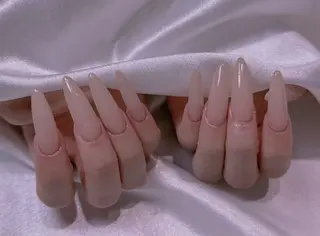 ネイル M2ネイルサロン【長さ出し&フィルイン導入店】所属・長さ出し専門店 RIRIのネイルデザイン