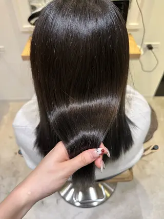 セミロング 川崎 智優のヘアスタイル