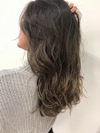 ロング GLROW haruhiのヘアスタイル