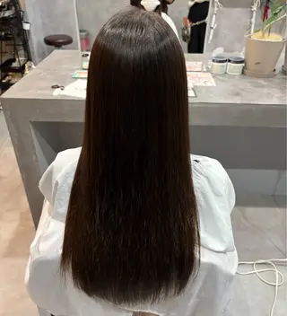 カラー 新堀 紗凪のヘアスタイル