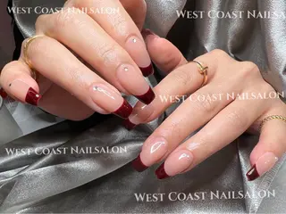 ネイル リボン、ガーリー パーツ放題専門店のネイルデザイン