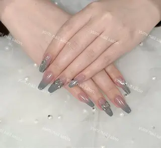 ネイル Shineジェル& チップ長さだしのネイルデザイン