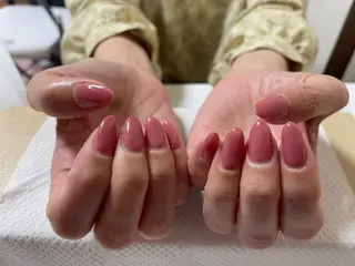 ネイル ネイルサロン＆スクール GINA所属・坂上 悠莉のネイルデザイン