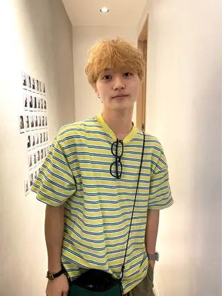 メンズ Qin share salon 原宿店所属・🫧艶ハイトーン 特化🫧ライヤのヘアスタイル