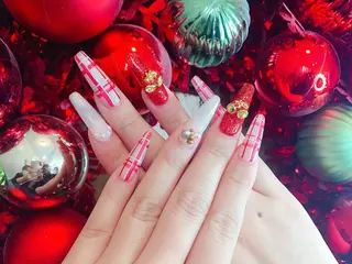 ネイル ネイルサロンAiri 長さ出し·シンプルのネイルデザイン