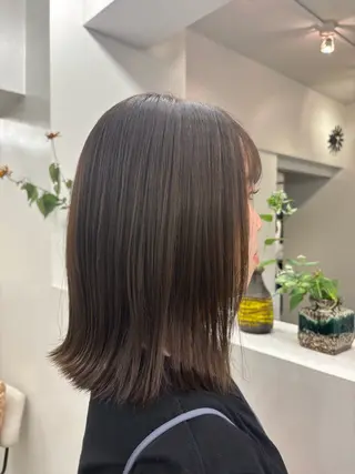カラー 大橋 彩良のヘアスタイル