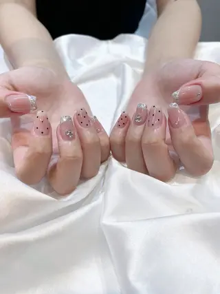 ネイル classic 新横浜所属・山田 暉のネイルデザイン