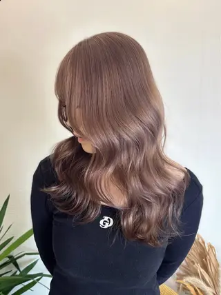 セミロング graxi'    グラシー所属・ブリーチ/ハイトーン SERINAのヘアスタイル