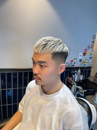 ショート 新宿スキンフェード 佐藤京介のヘアスタイル