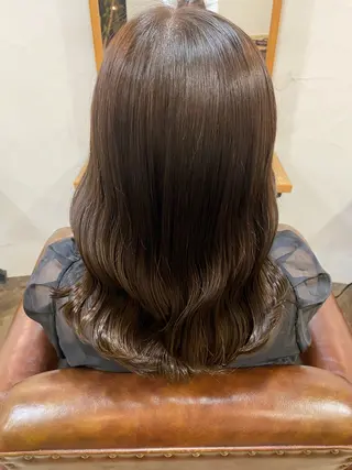 ミディアム 牧 藍歌のヘアスタイル