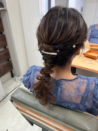 セミロング ヘアアレンジ 山室 敬義のヘアスタイル