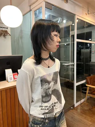 ショート VISION   aoyama所属・かがやしづ ⭐️ブリーチカラーのヘアスタイル