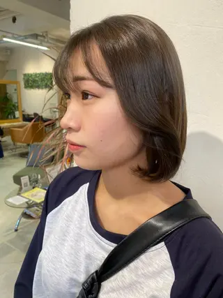 ショート カラー 綾香 /透明感カラーのヘアスタイル