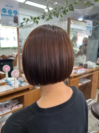 ショート カラー おおた きょうかのヘアスタイル