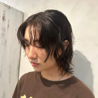 ミディアム パーマ Aust hair Stella新宿所属・Yuki☺︎パーマ レイヤーカットウルフのヘアスタイル