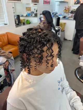 パーマ 村上 亜莉星のヘアスタイル