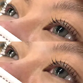 マツエク・マツパ オタク美容師🛍/ 酸性ストレート/艶髪のヘアスタイル